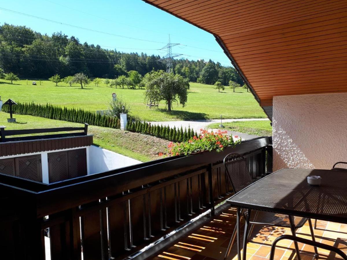Hotel Bergwiesen - Zimmer Mit Balkon Oder Terasse Lohr am Main Ngoại thất bức ảnh